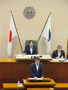 県議会閉会