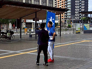 早朝の政治談議